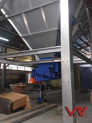 electromagnetic vibrating feeder
